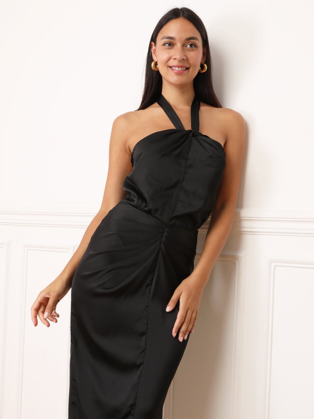 Robe satin mfroncée b col m3qoud k7la