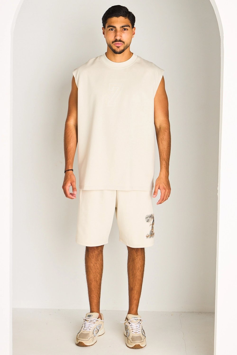 Ensemble débardeur et short brodé beige