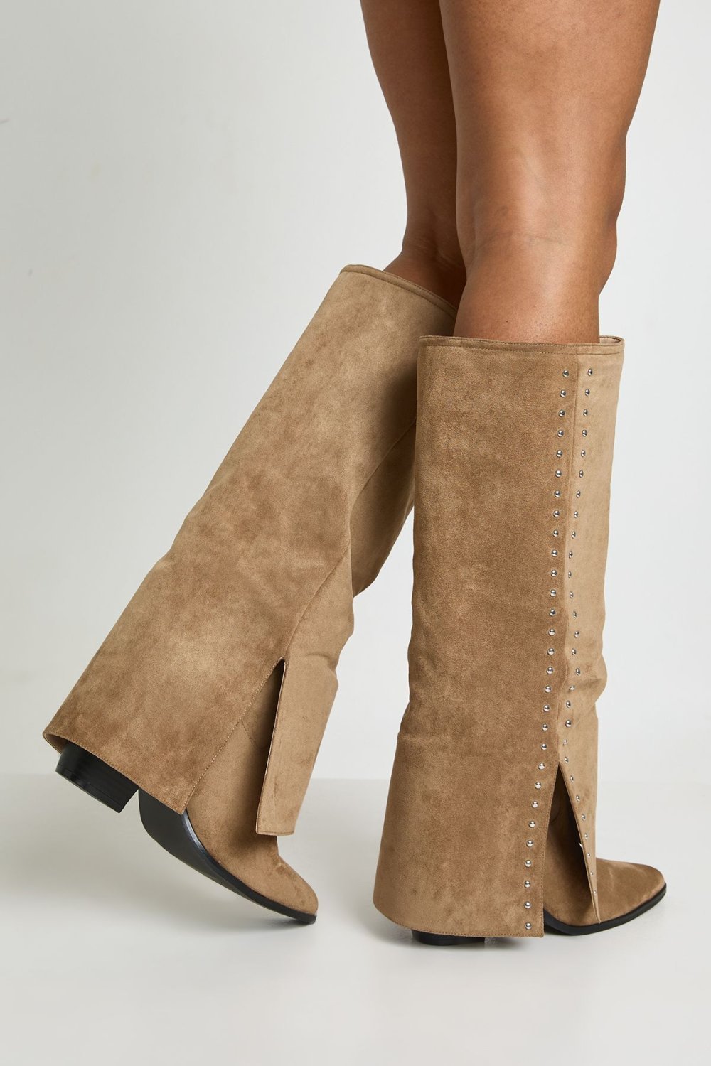 Bottes western cloutées - Pied large