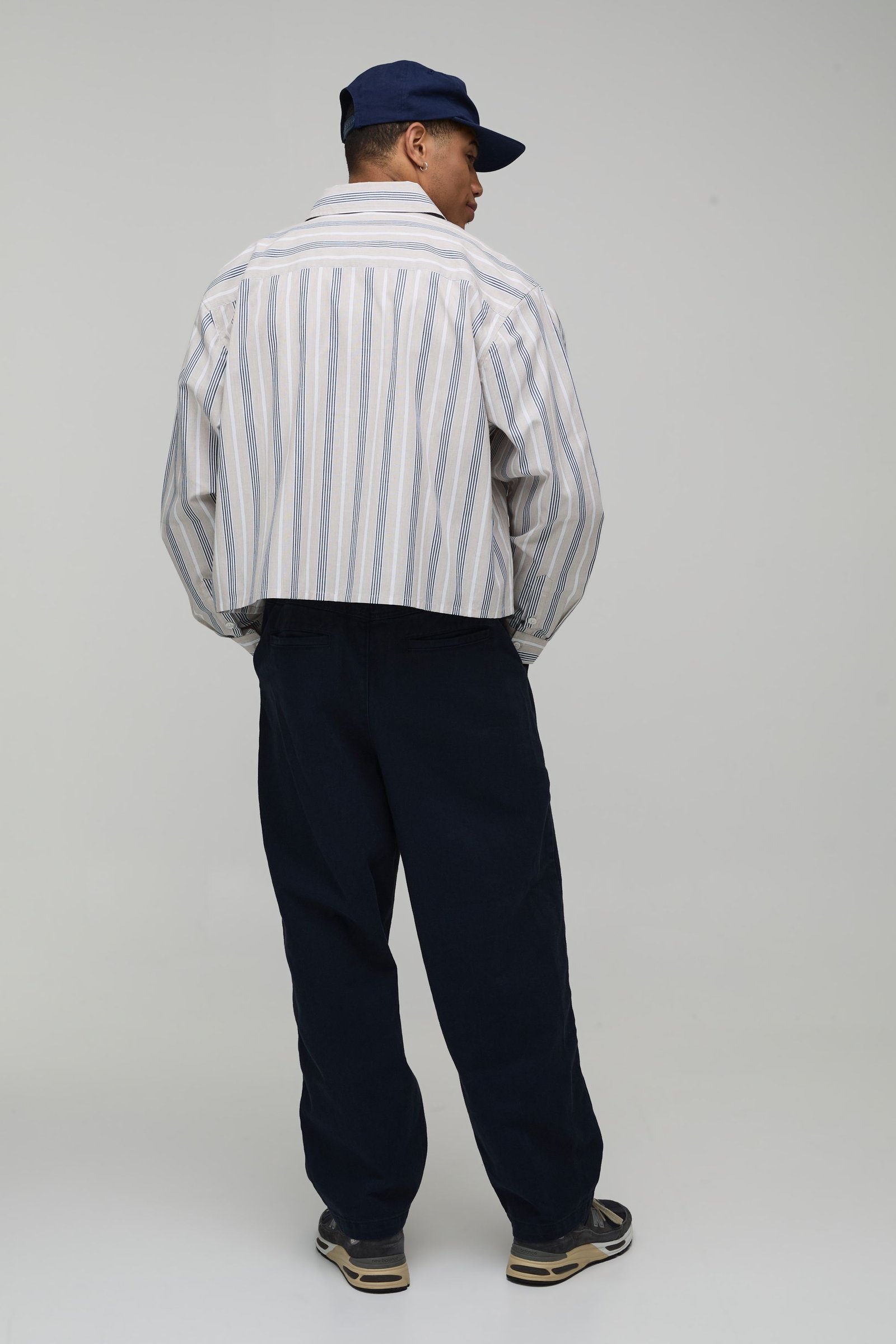 Chemise b khtout oversize 9sira boxy b kmam twal