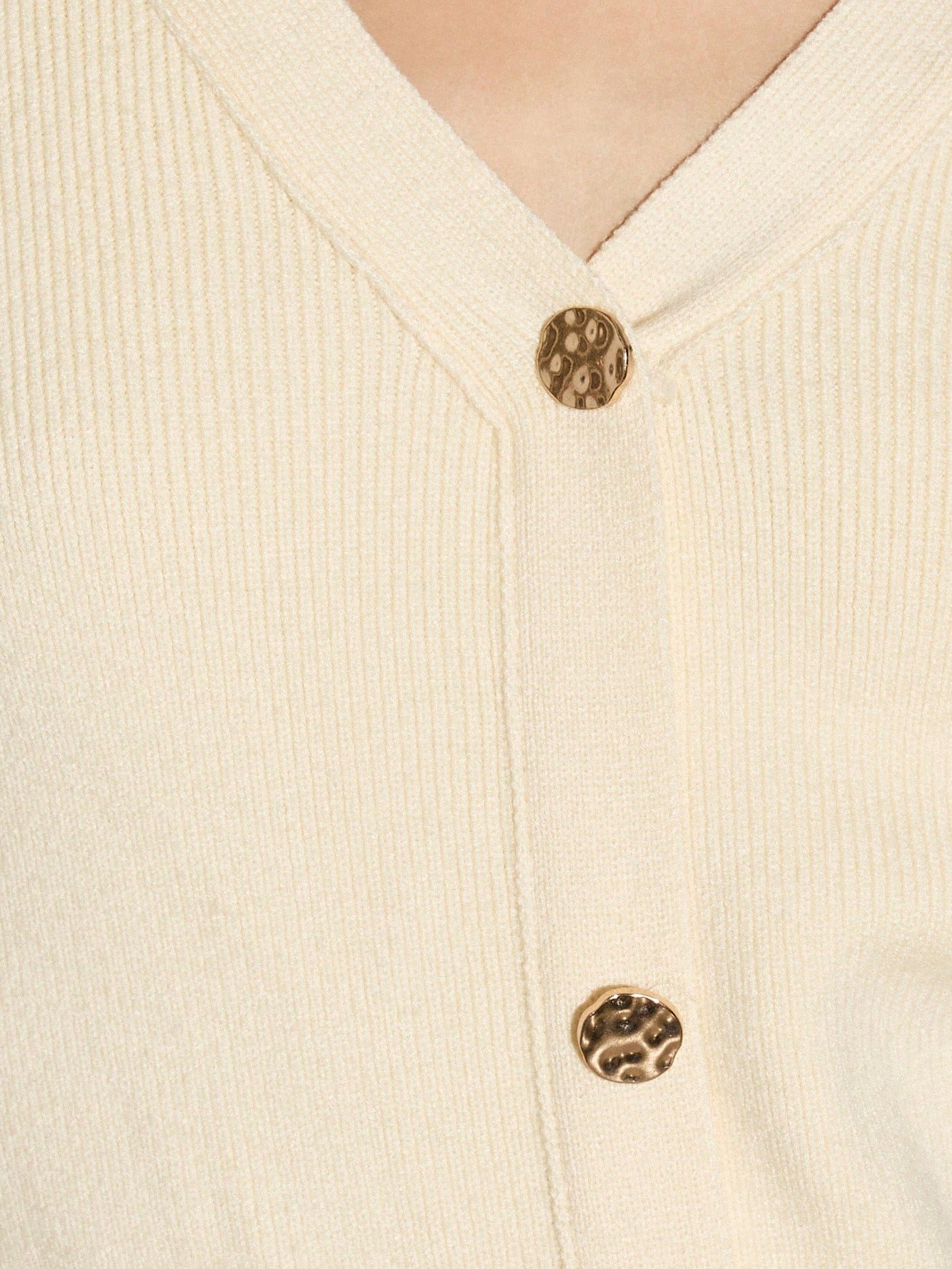 Robe-pull cardigan de luxe à boutons