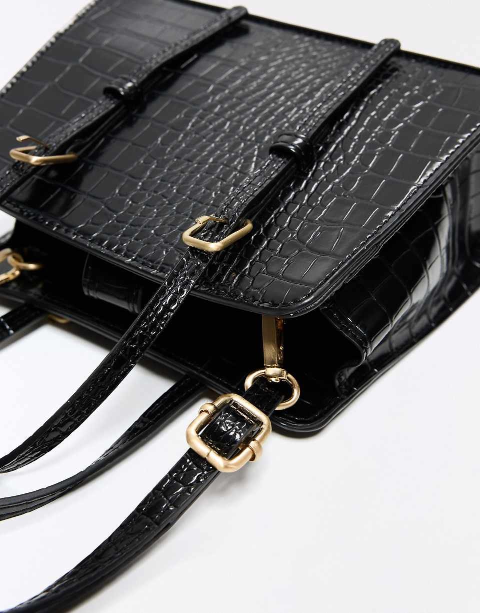 Sac box texturé avec boucles en noir