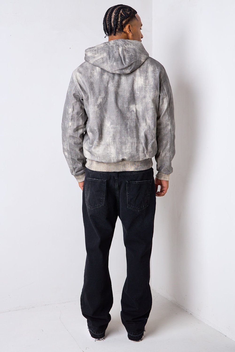 Manteau court délavé doublé fausse fourrure gris