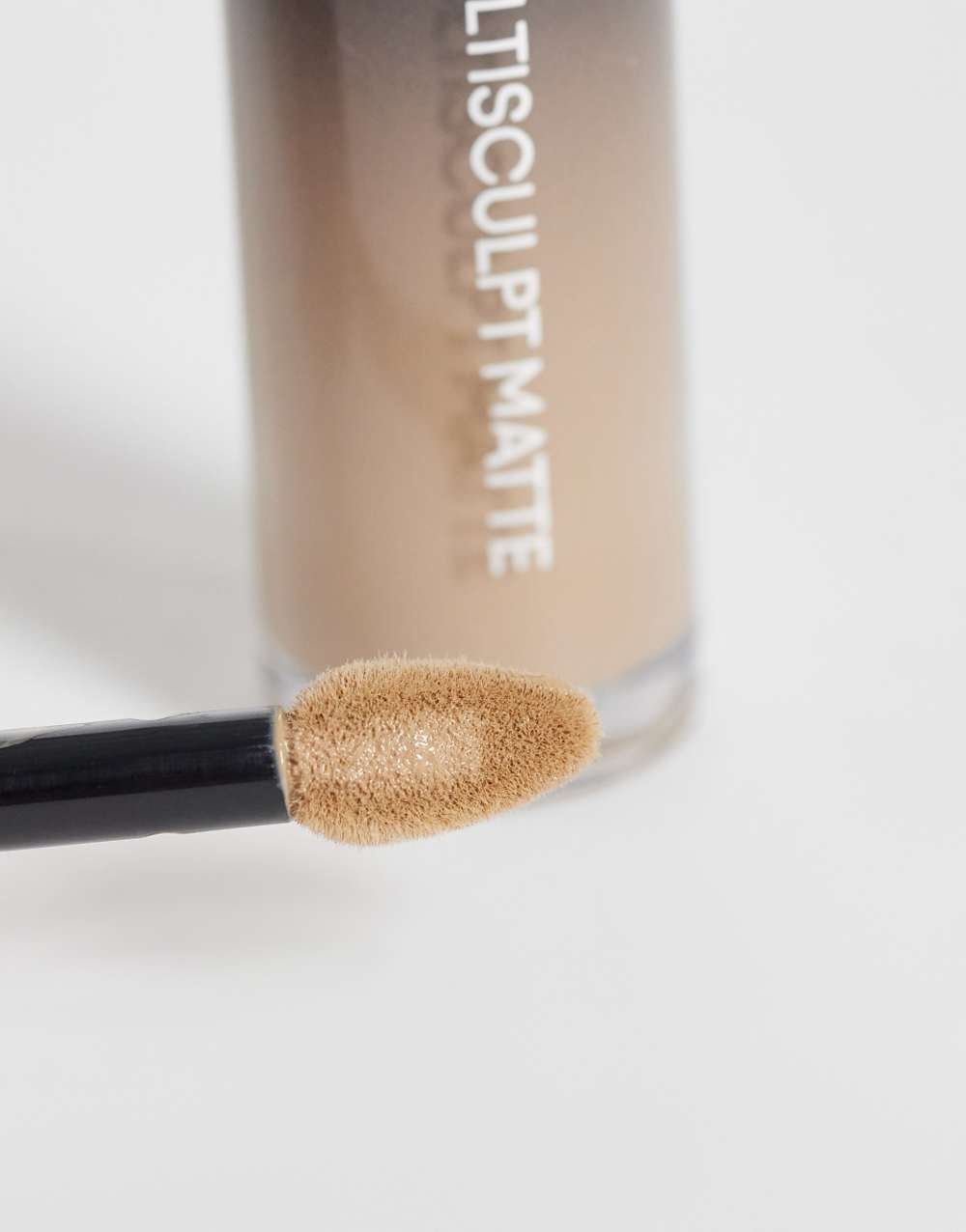 كريم أساس مطفي متعدد الاستعمال Multisculpt Matte