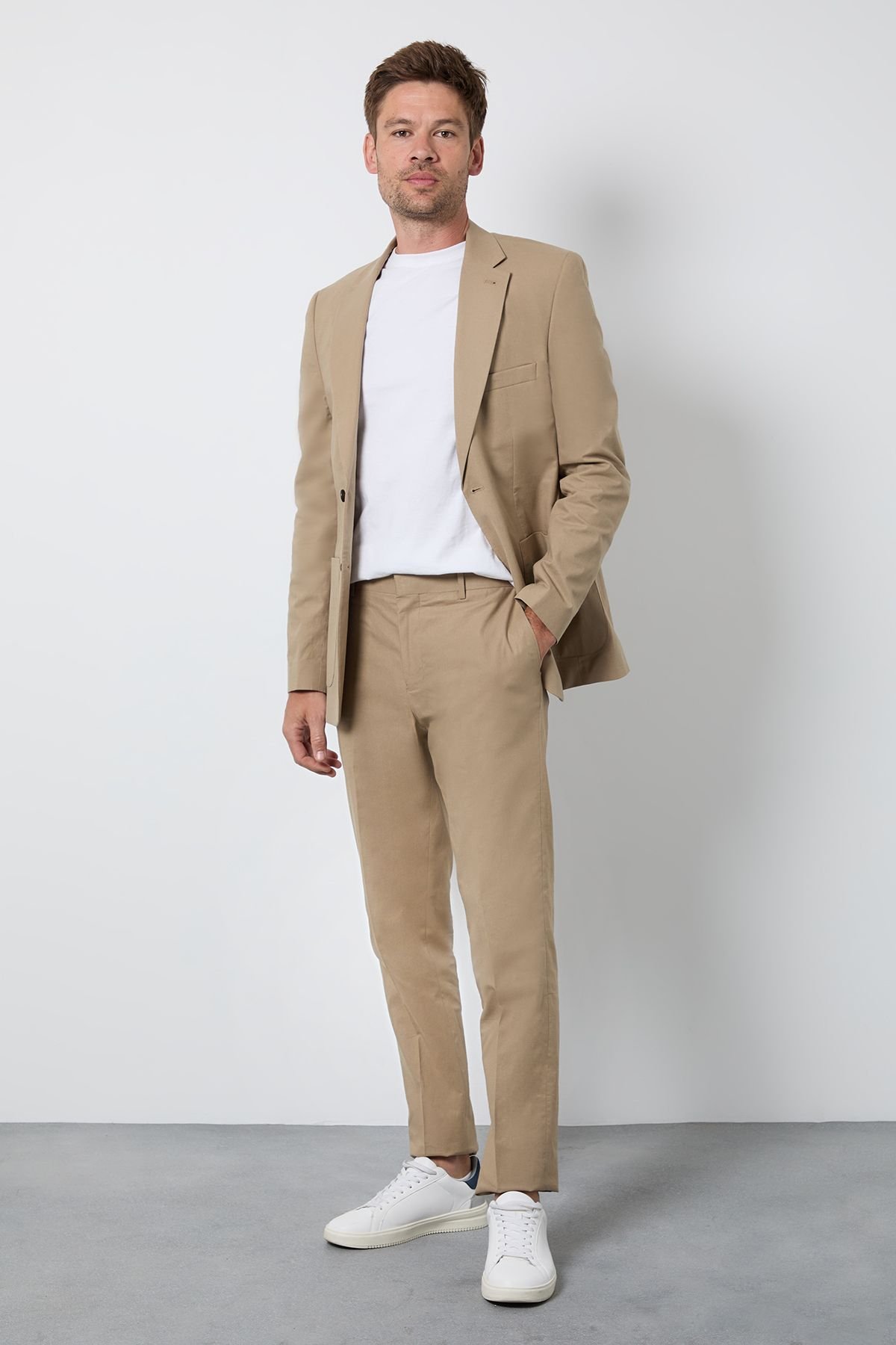 Pantalon de costume slim en lin - Beige foncé