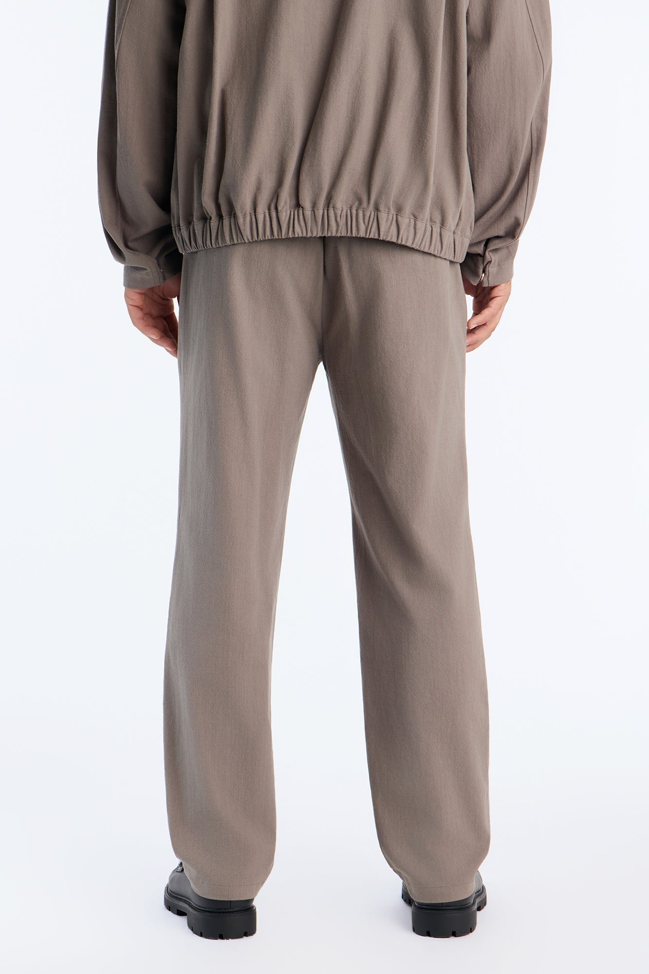 Pantalon Droit Texturé À Pinces