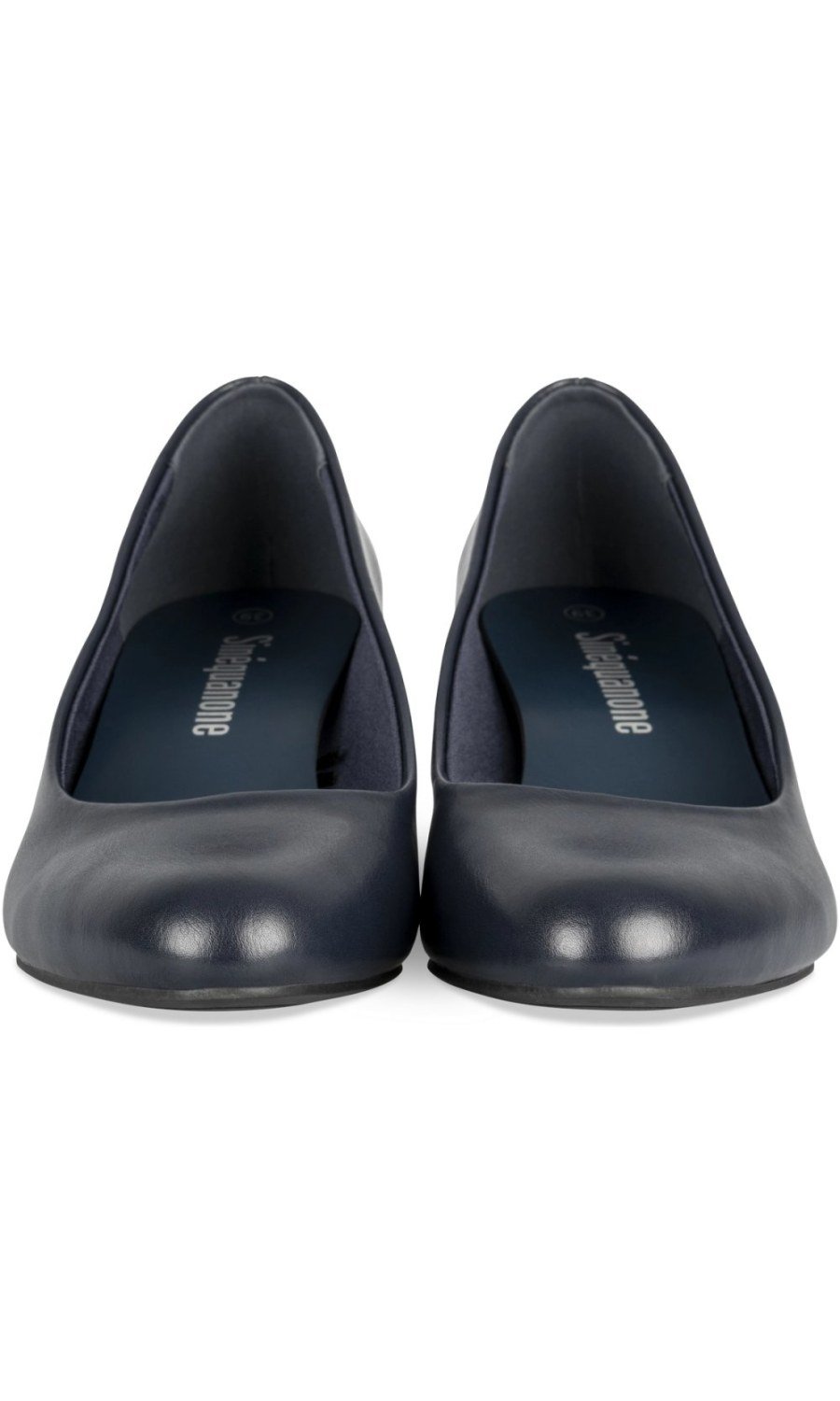 Navy flared-heel round-toe pumps