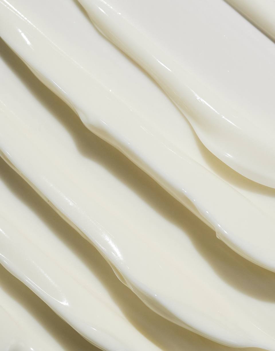 Nourishing foot balm