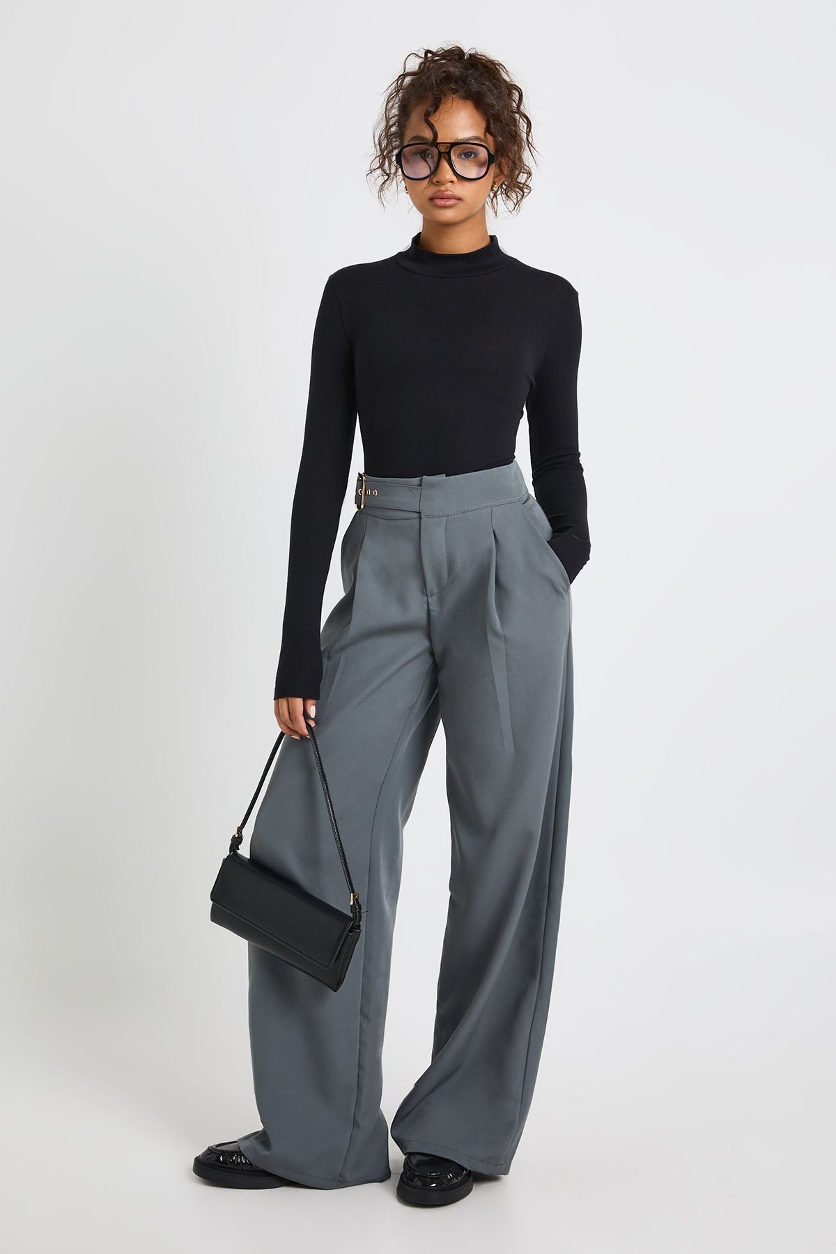 Pantalon twil b jambe droite, taille basse w ceinture