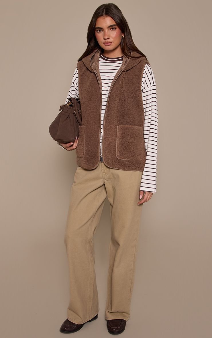 Gilet sans manches zippé en borg