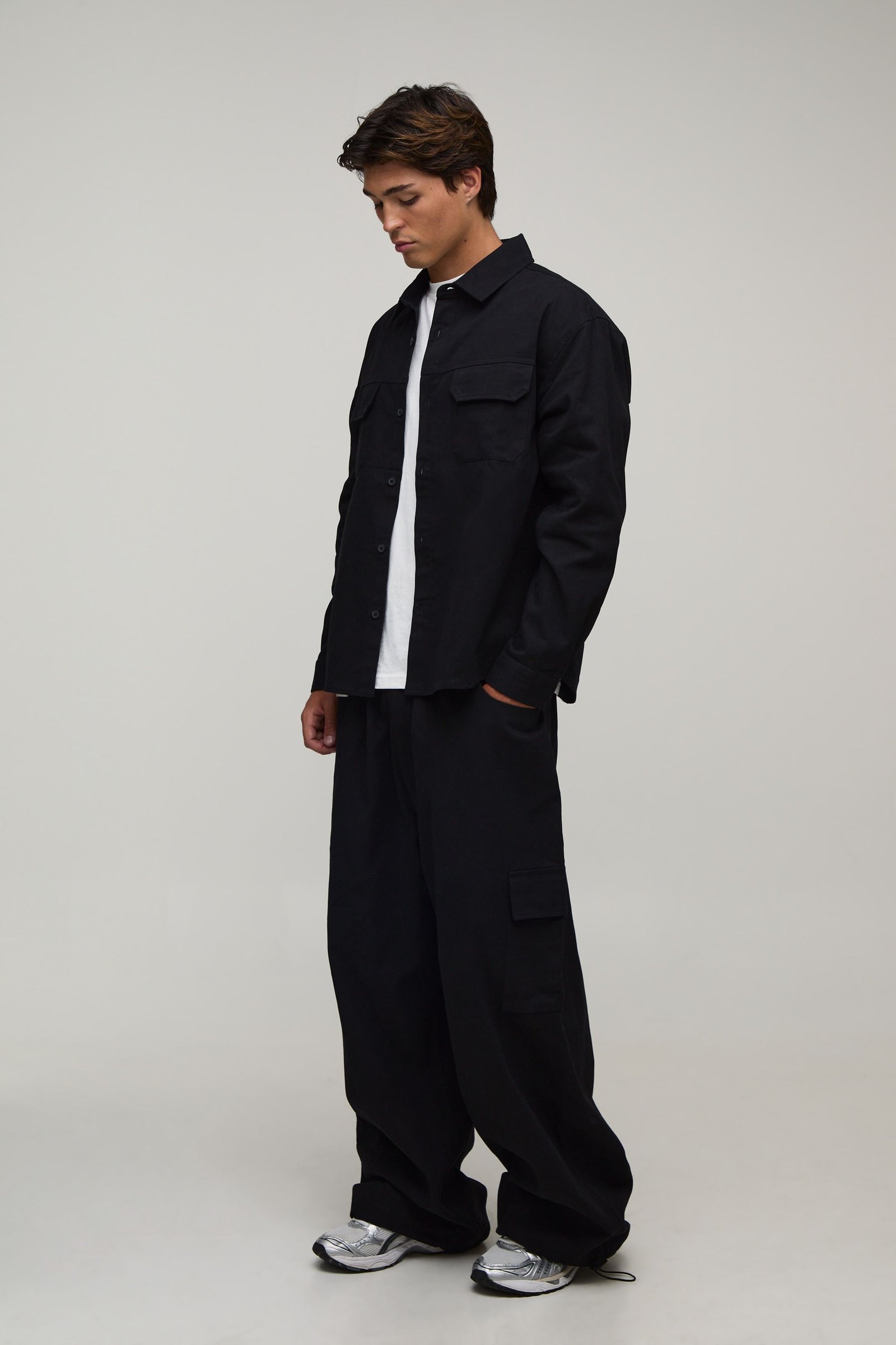 Ensemble chemise oversize w pantalon cargo parachute