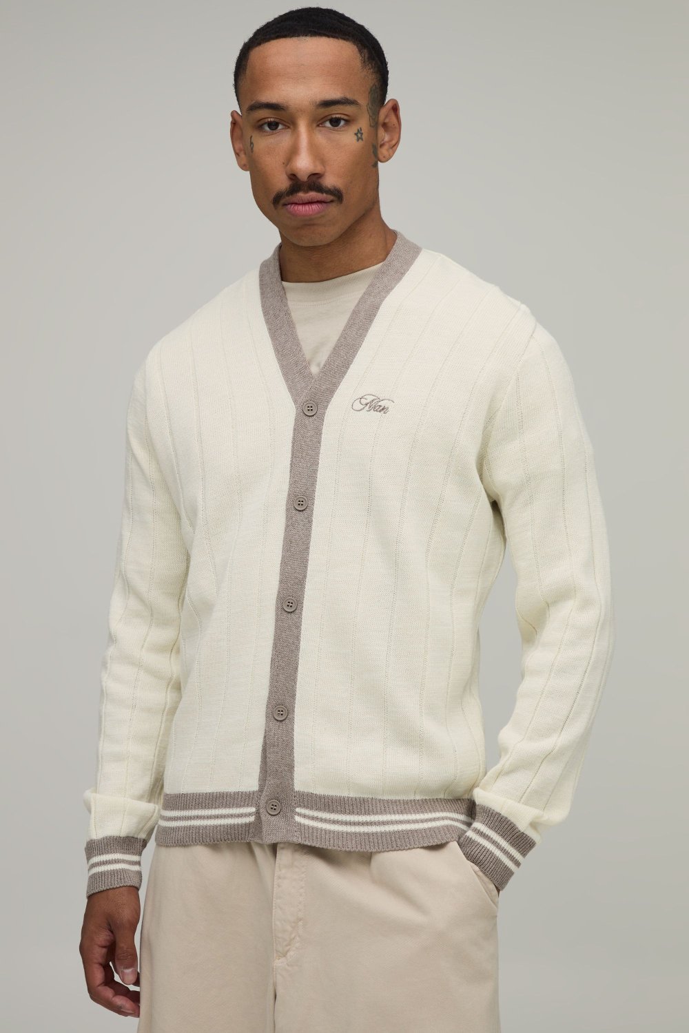 Cardigan côtelé écru b 7wachi mkhalfin