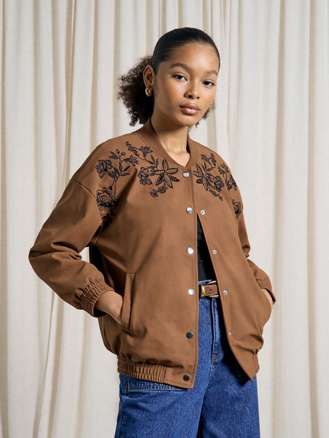 Blouson Bomber À Fleurs Brodées