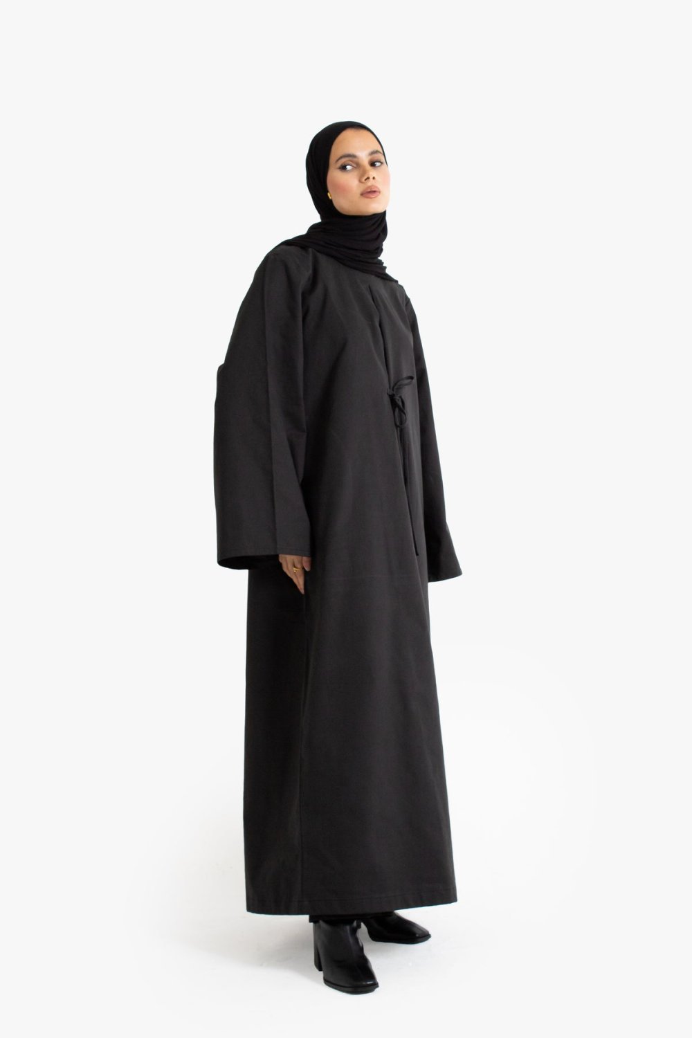 Tie-front cotton twill abaya - Black