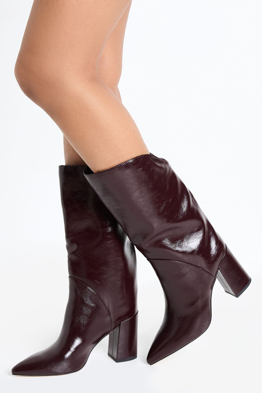 Slim-heel knee-high boots