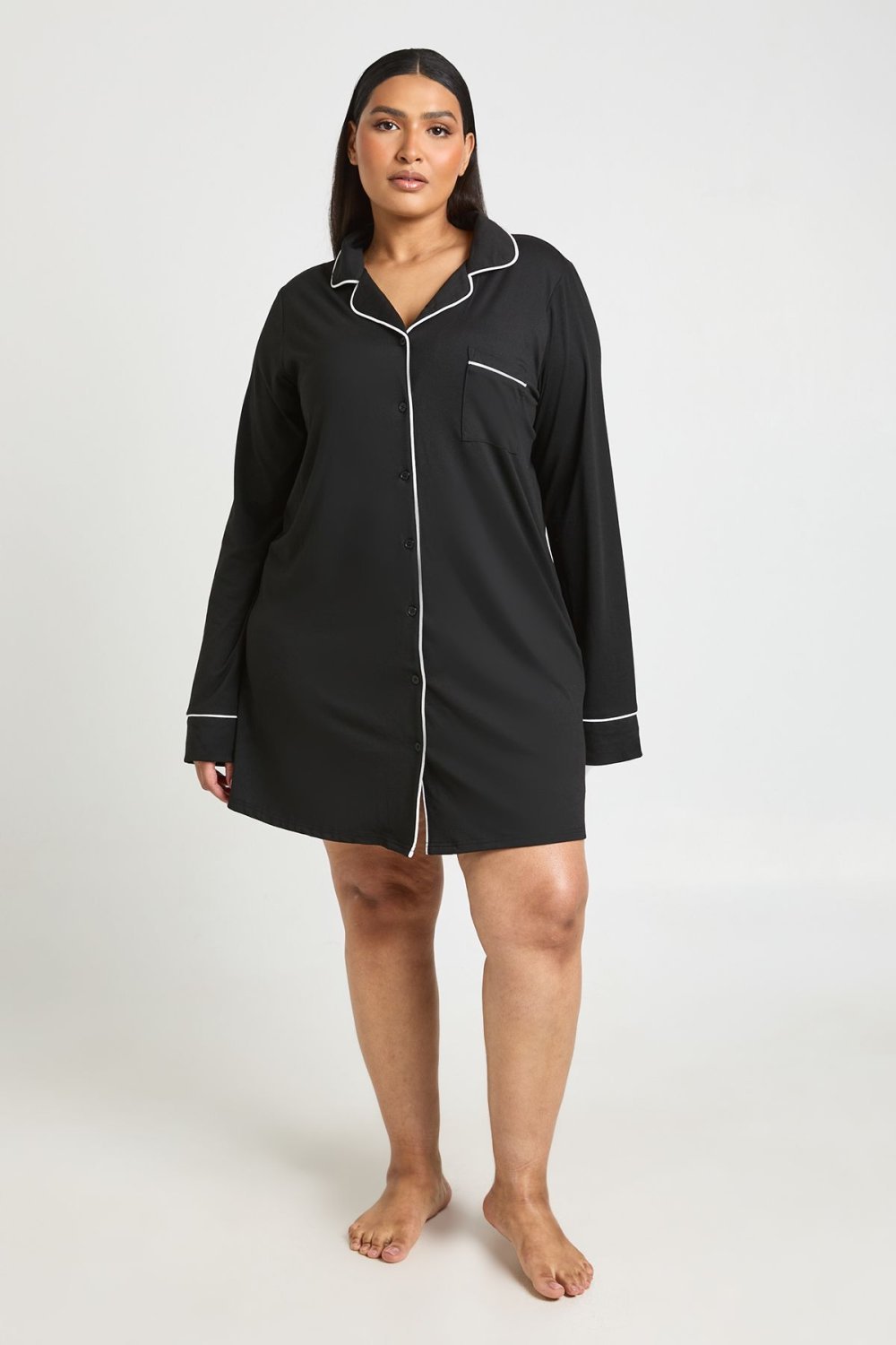 Black long-sleeve nightshirt - Plus size