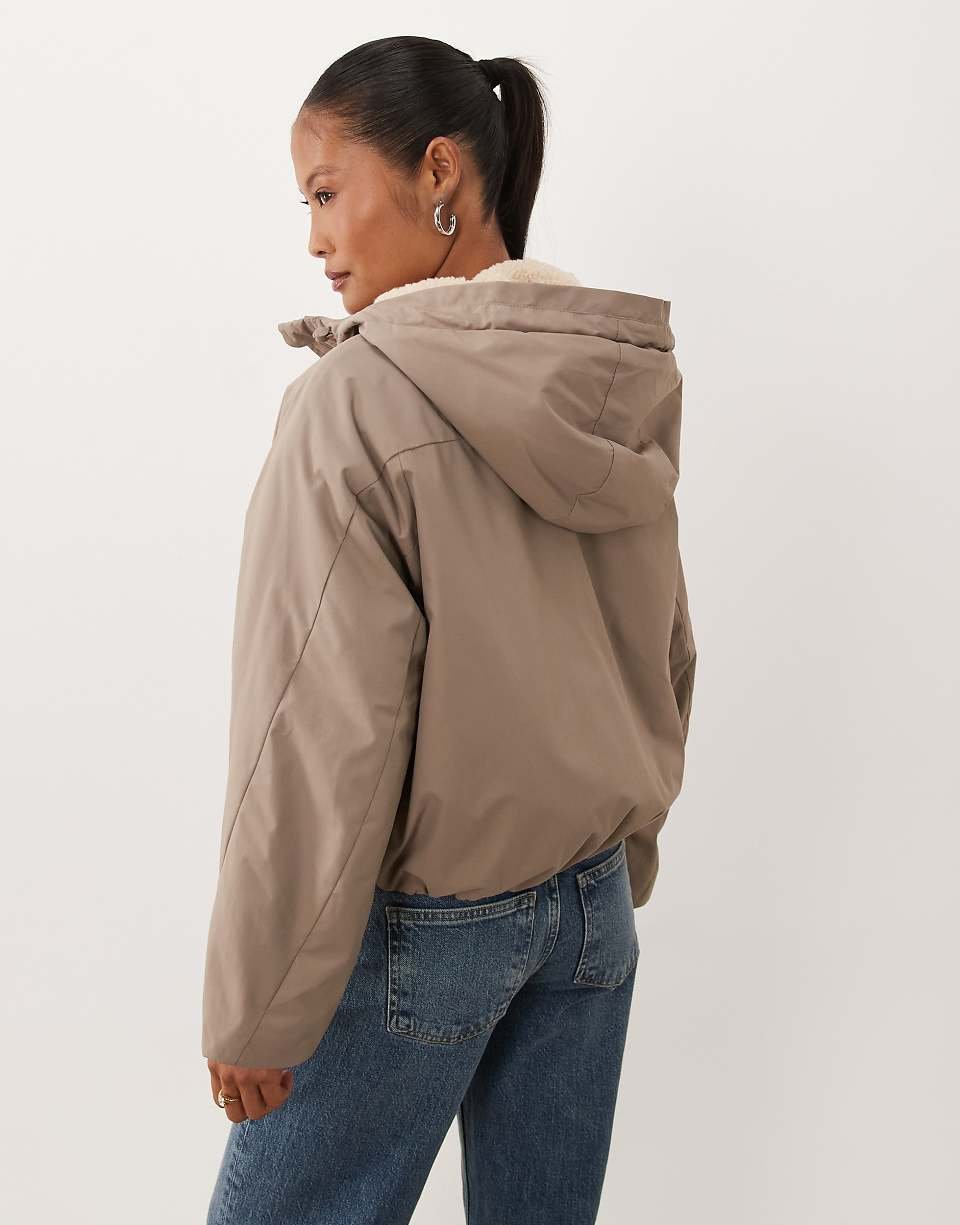 Trench ASOS DESIGN Petite b capuche w doublure imitation jeld l7awli, lon neutre