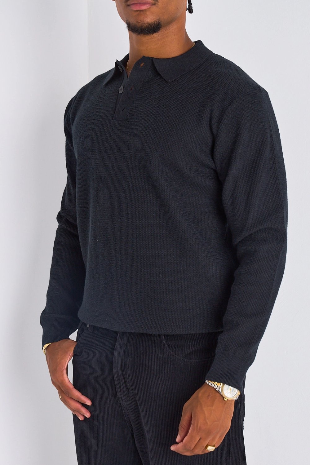 Black long-sleeved knit-effect polo shirt