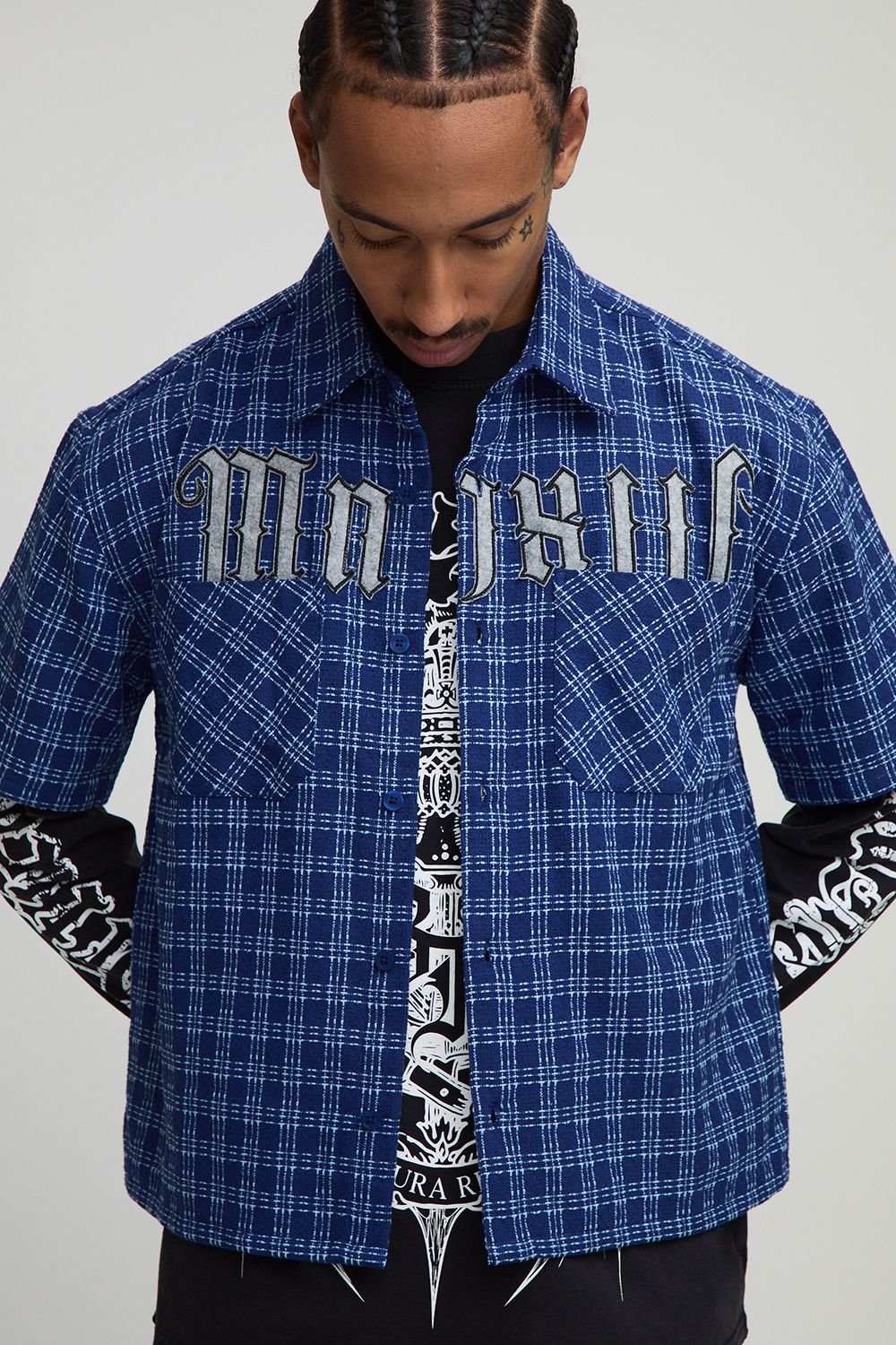 Chemise boxy oversize à micro-carreaux et à poches doubles