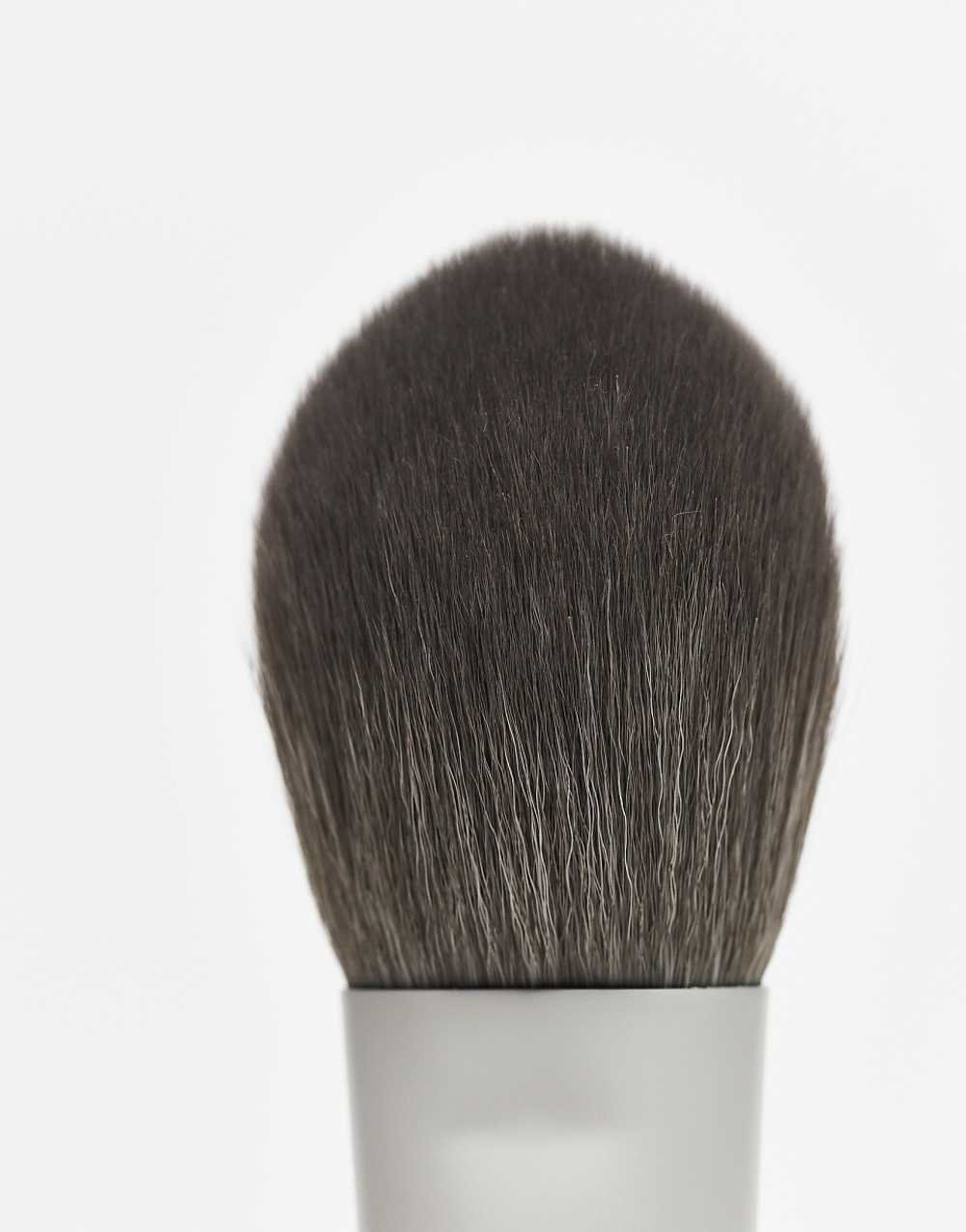 Tapered powder brush - M162
