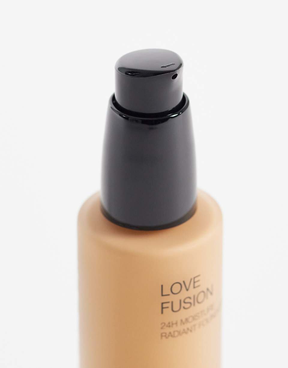 Love Fusion 24H - Fond de teint hydratant éclat