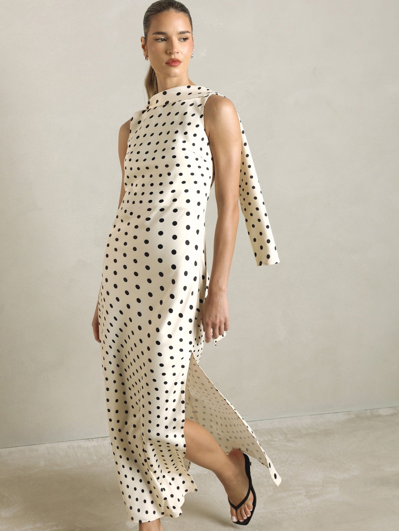 Robe satin b pois k7al w byed col bateau