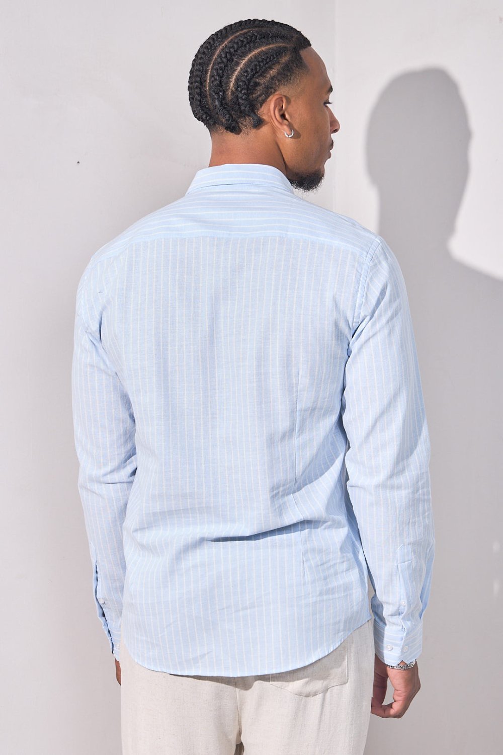 Chemise mkhatta b kmam twal zer9a