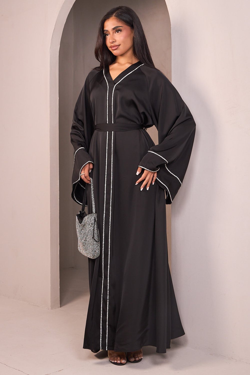 Abaya satinée b col b perles k7la