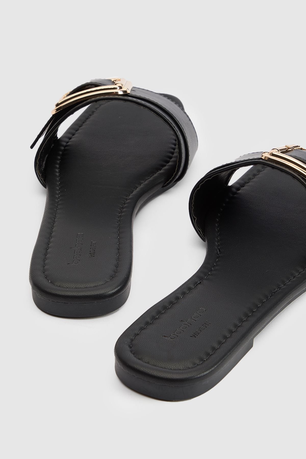 Claquettes b boucle kbira - Pied large
