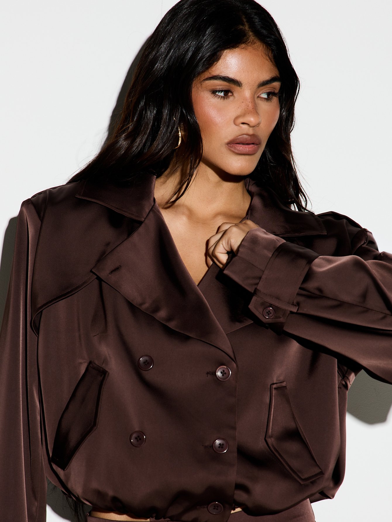 Satin double-breasted cropped trench jacket
