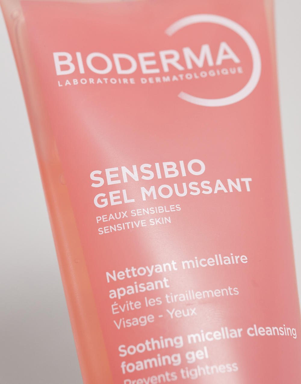 Foaming face gel for sensitive skin Sensibio - 200 ml