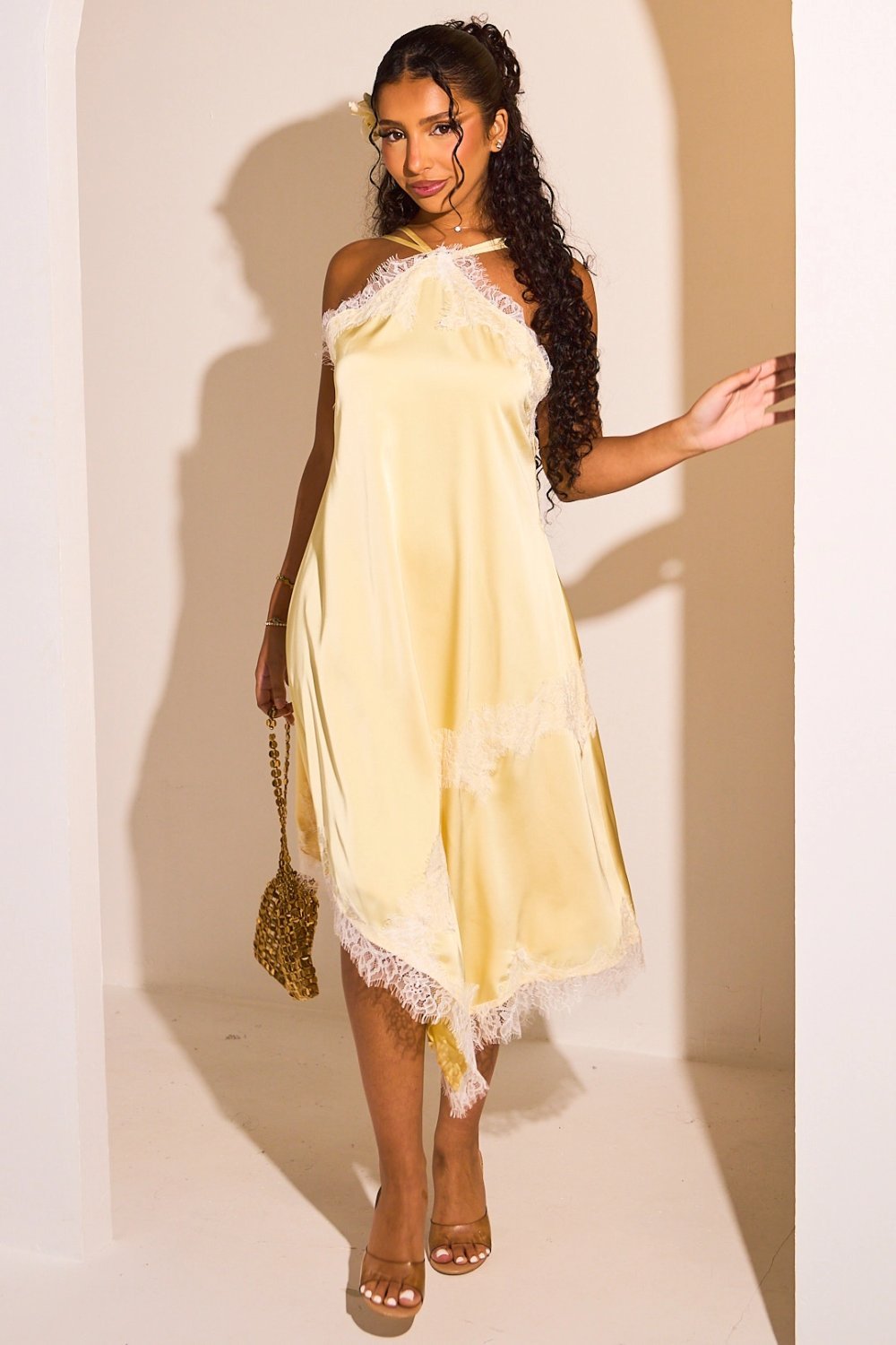 Robe mi-longue asymétrique b dentelle sfra