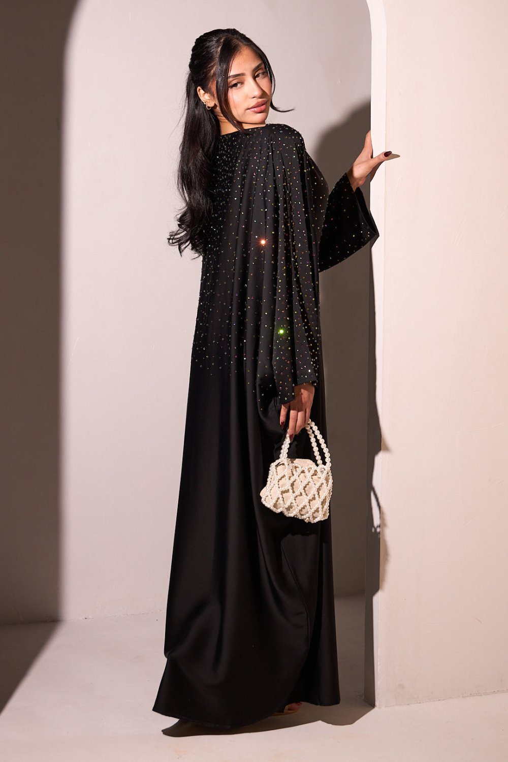 Abaya satinée b strass mlwnin w voile k7la