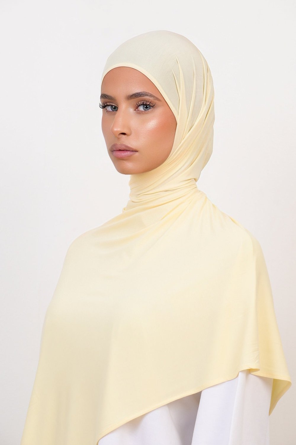 Bamboo jersey hijab - Pale yellow