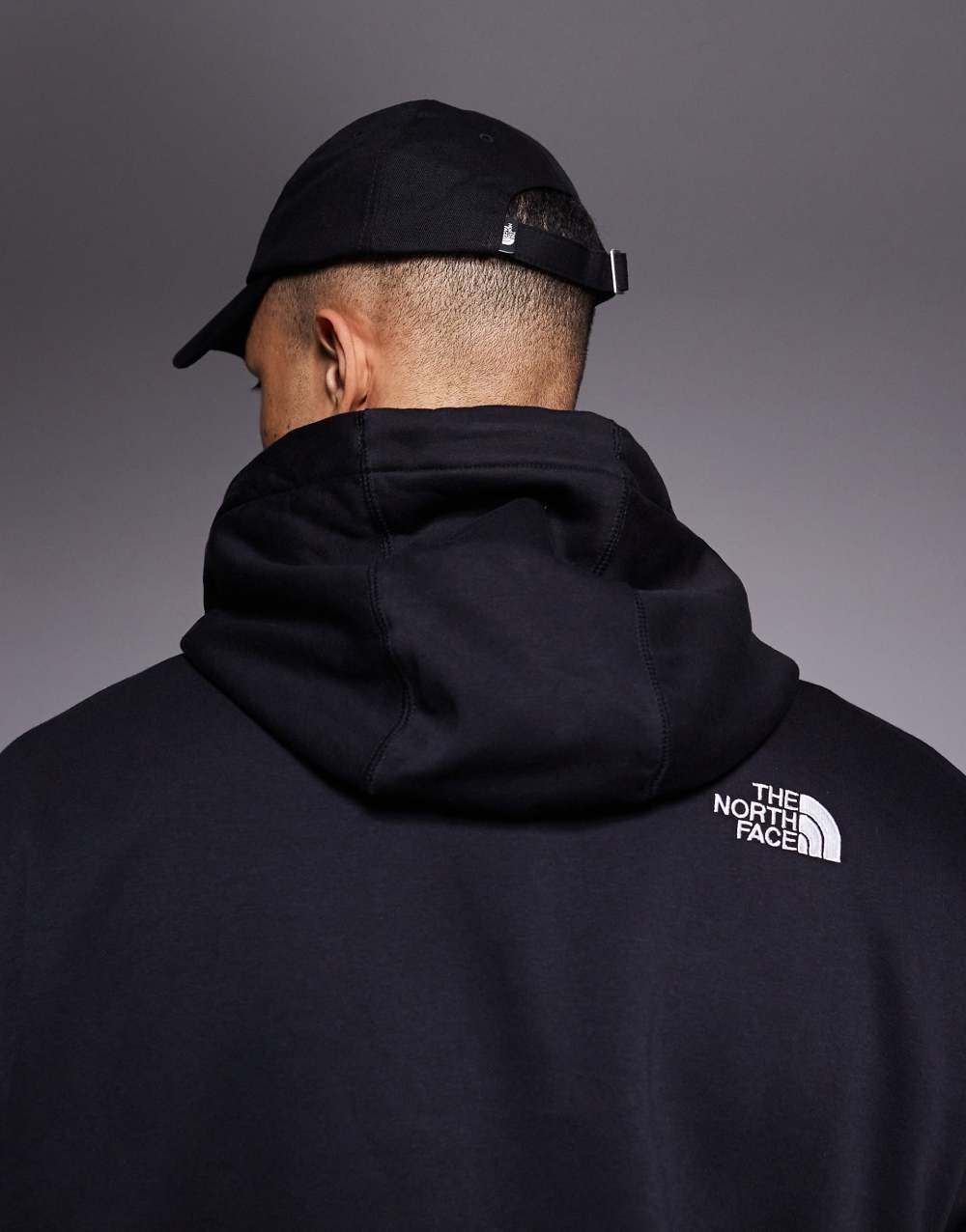 Half Dome logo cap in black