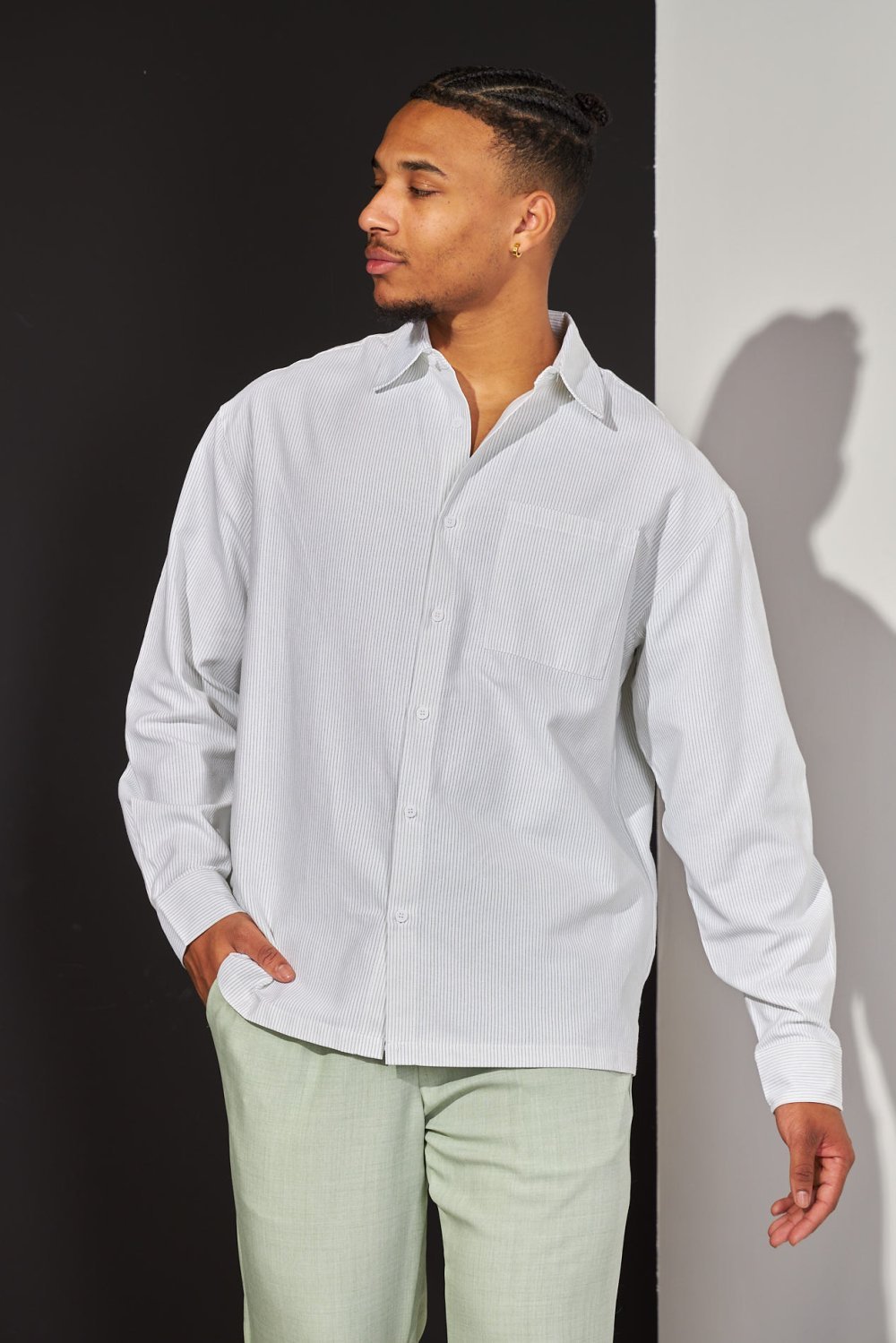 Chemise large à rayures vertes blanche