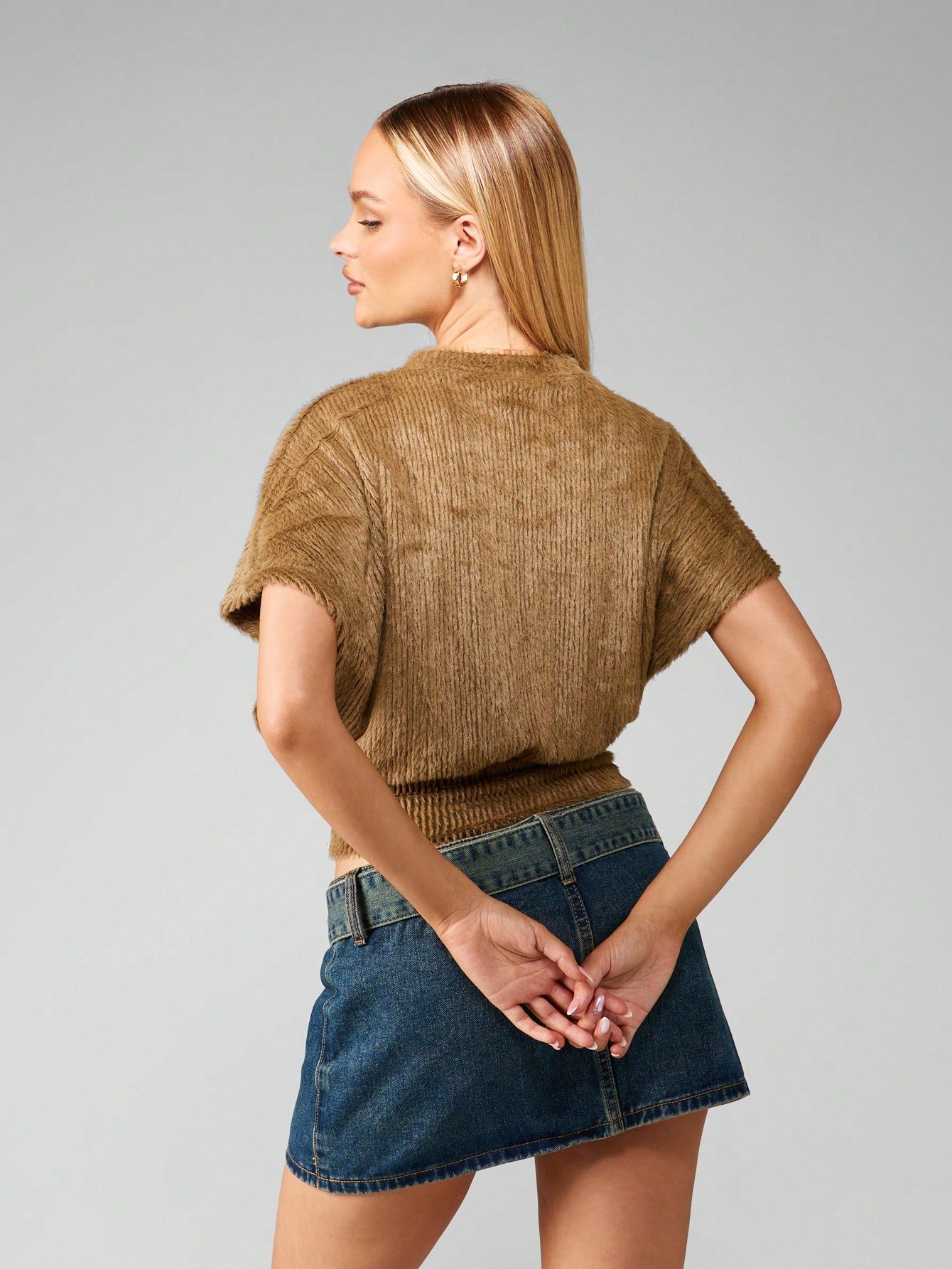 Pull 9sir moelleux taille cintrée w col 3ali