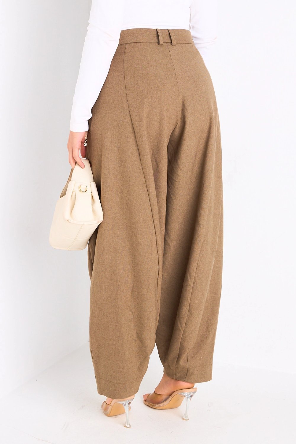 Pantalon tailleur large plissé beige ghame9