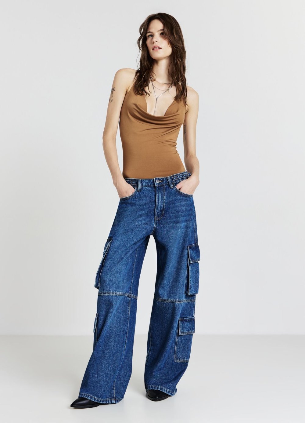 Mid blue cargo jeans