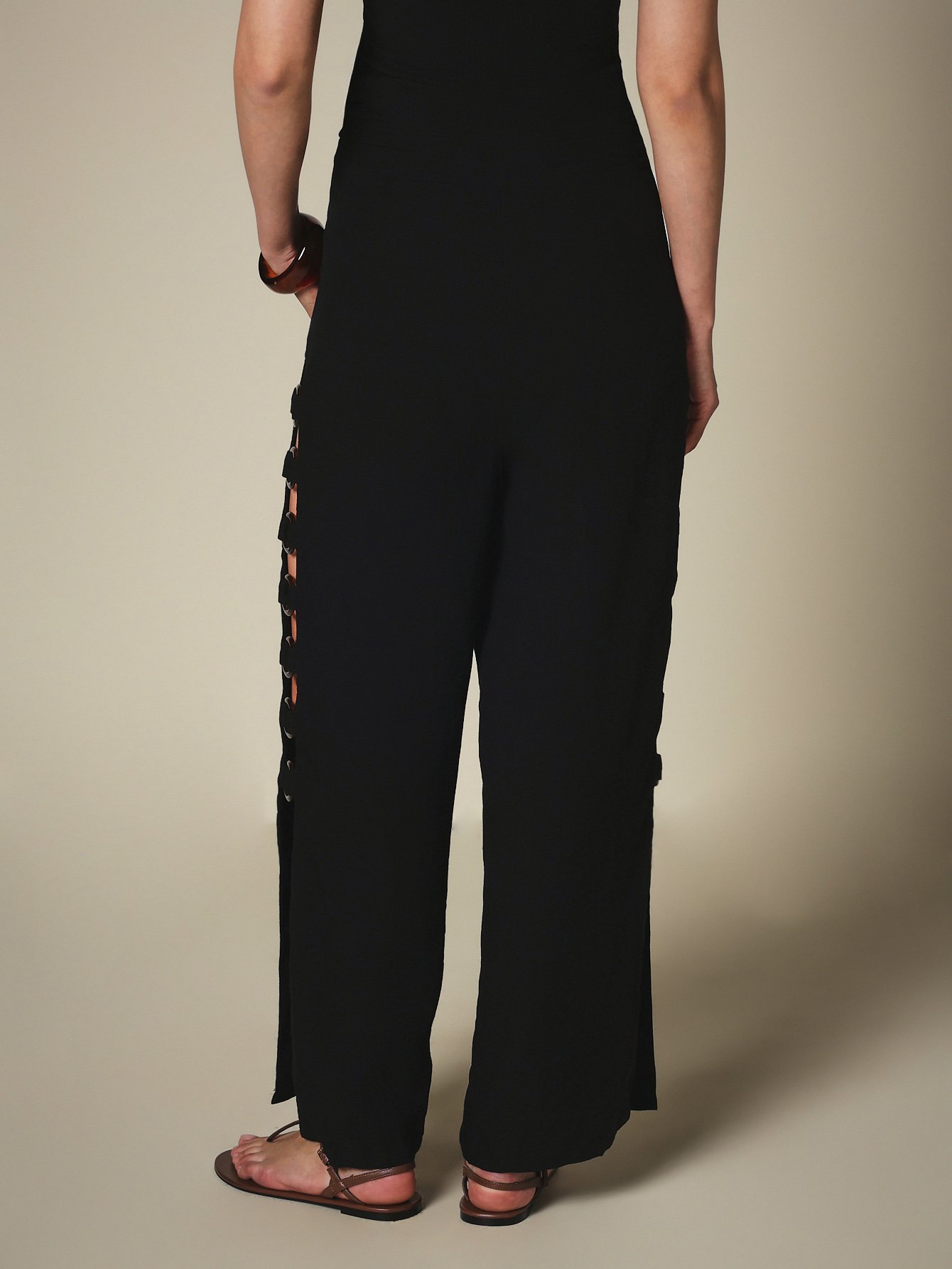 Serwal large taille haute b œillets w fente
