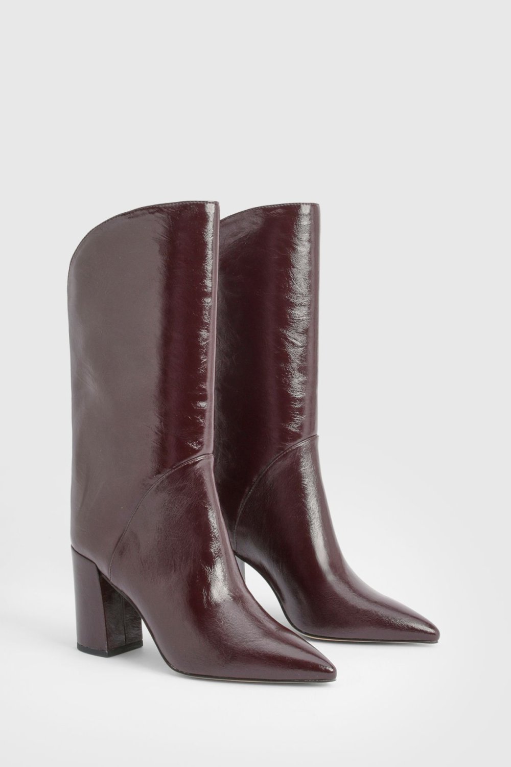 Slim-heel knee-high boots