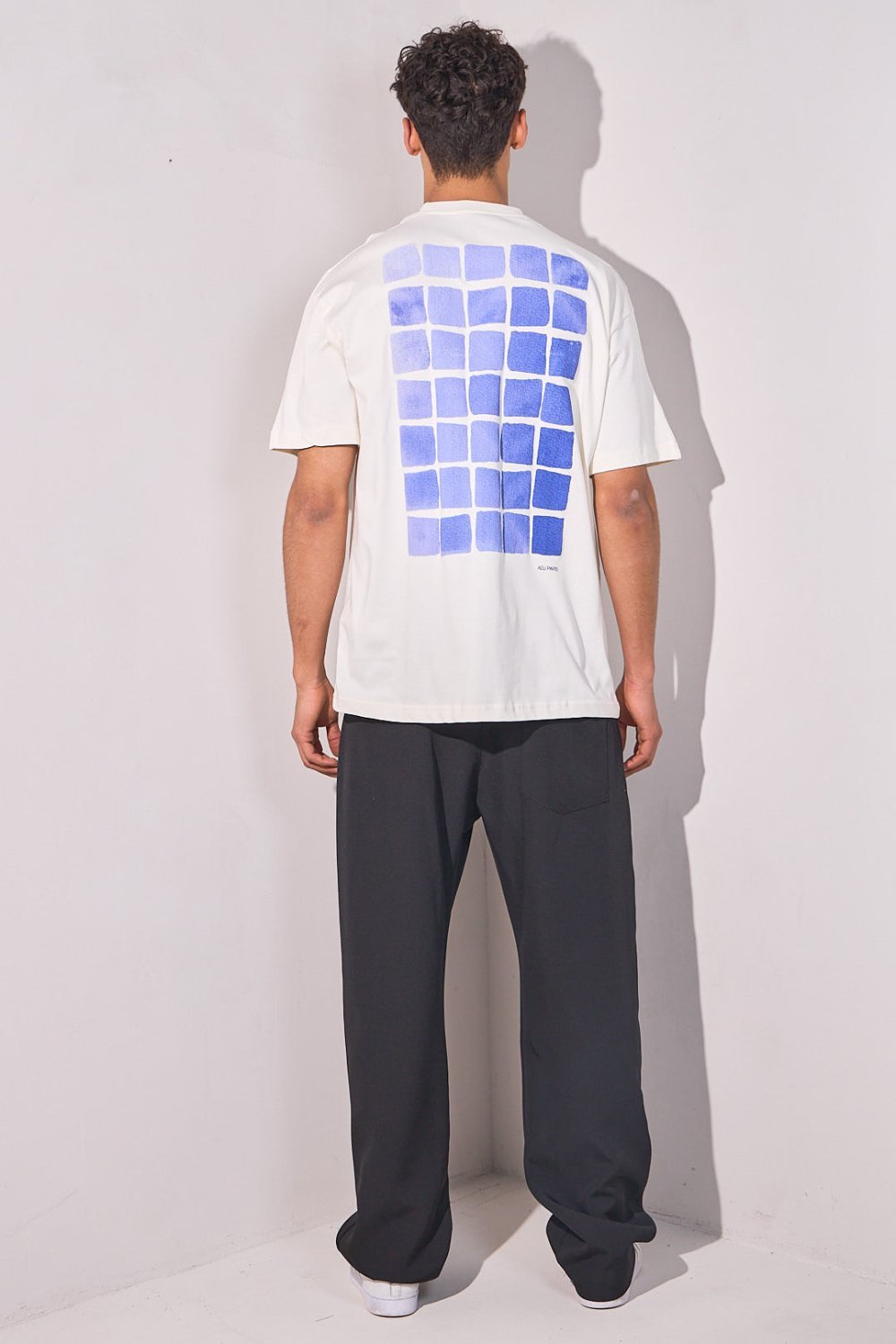 White oversized cube print t-shirt