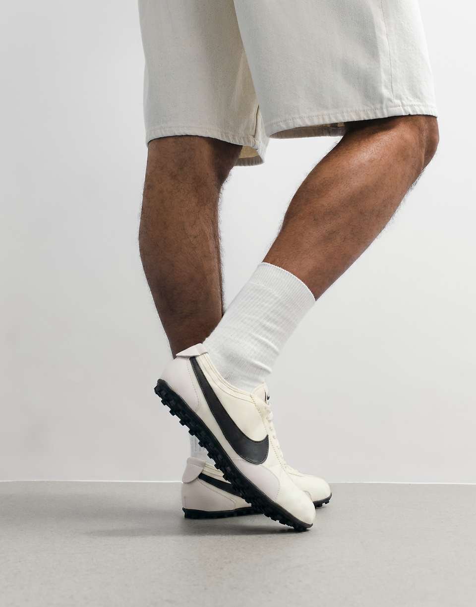 Moon Shoe trainers in cream and black