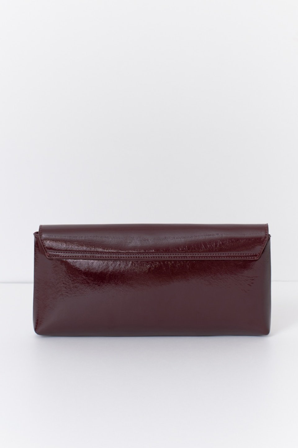 Patent studded clutch