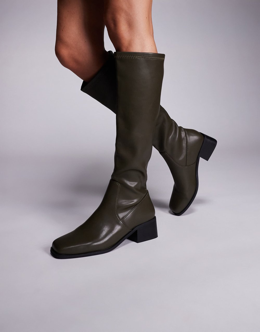 Bottes hauteur genou en similicuir kaki
