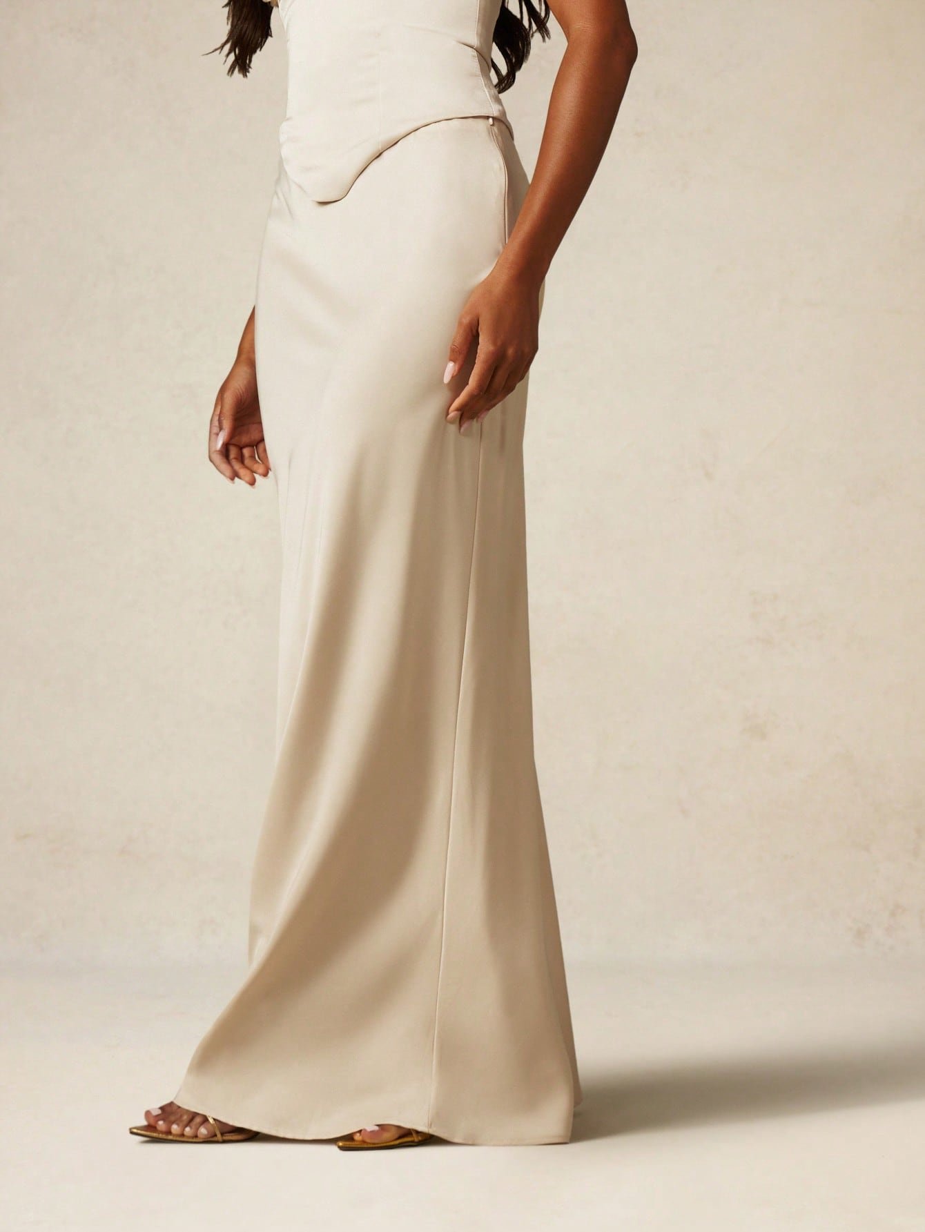 Flared hem satin maxi skirt