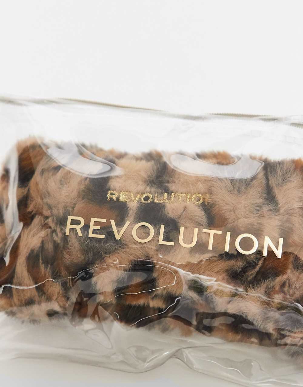 Leopard-print headband for skincare routines