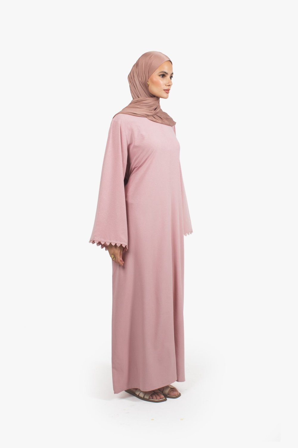 Lace-cuff crepe abaya - Powder pink