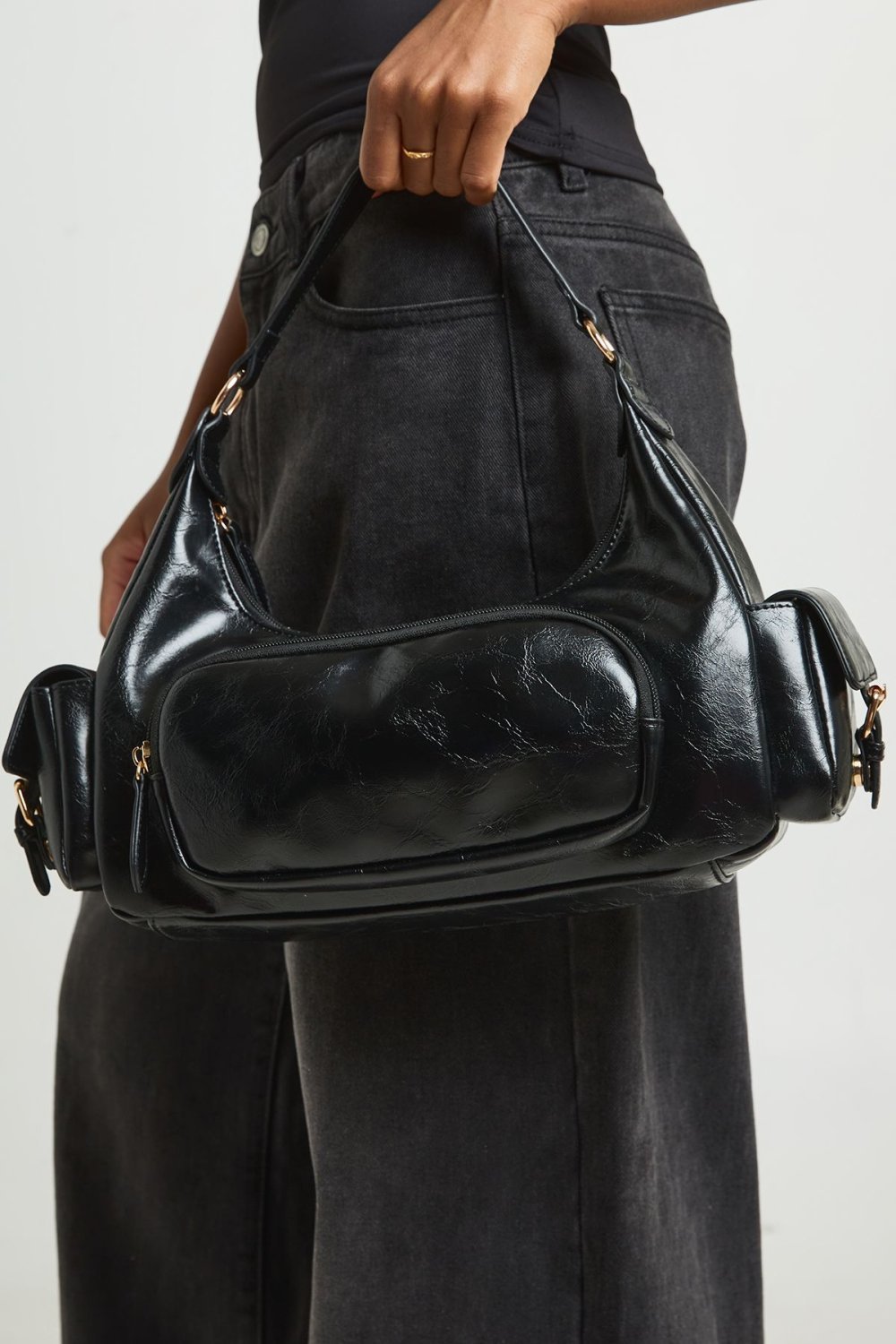 Shoulder bag with cargo pockets