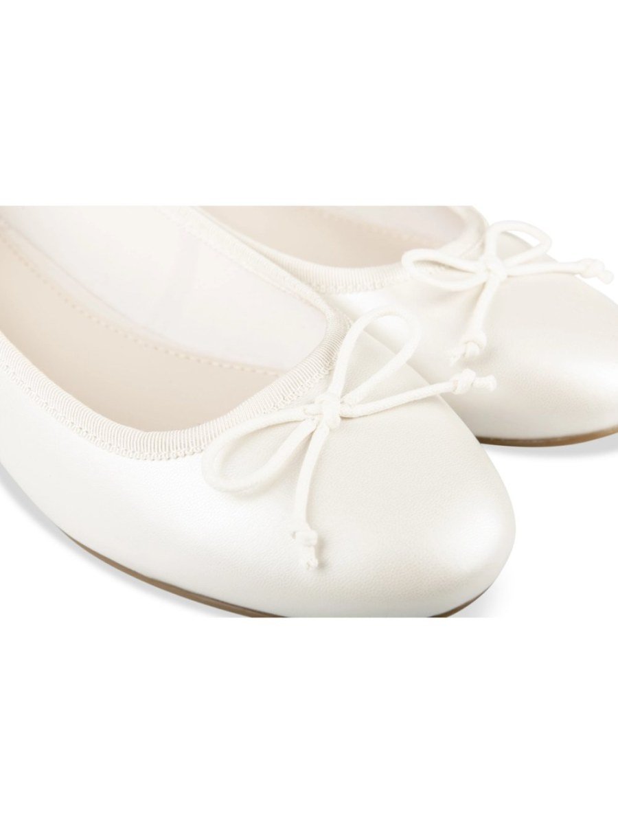 Silver bow ballerinas with low heel